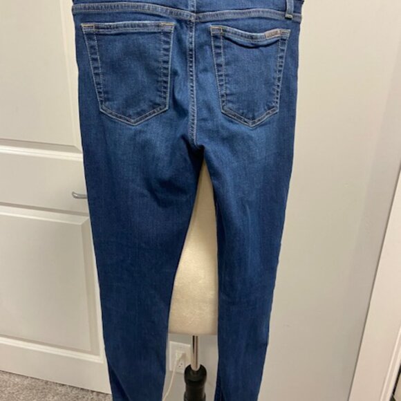 Joe's Jeans Mid-Rise Skinny Denim - Size 26 - Picture 8 of 9
